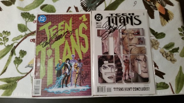 Dan Jurgens signed issues from his Teen Titans series.