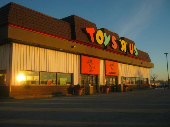 old-toys-r-us